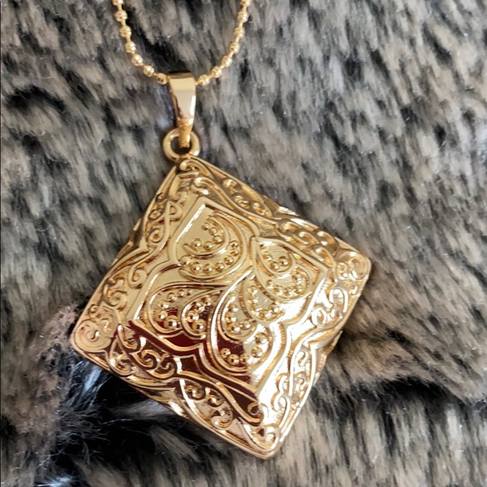 Collection Jewelries - Picture 2 of 4
